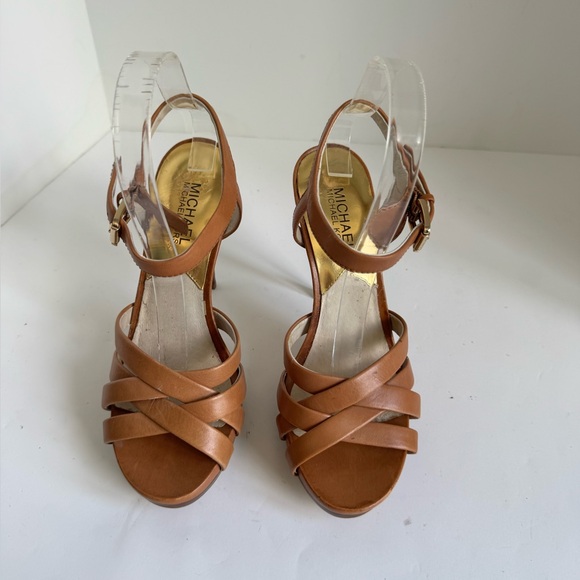 MICHAEL Michael Kors Shoes - MICHAEL Michael Kors brown leather platform heels.  Size 7